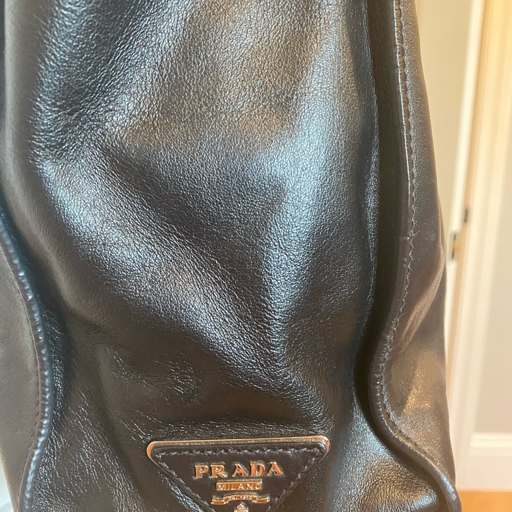 Prada Black Leather shoulder bag with Iconic Prada Logo